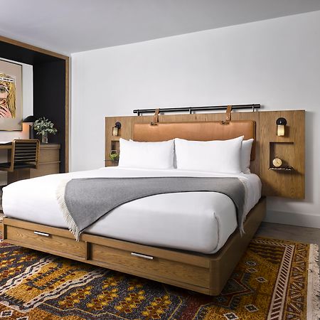 Vignette Collection Yours Truly Dc By Ihg واشنطن المظهر الخارجي الصورة A bedroom at the Hotel June