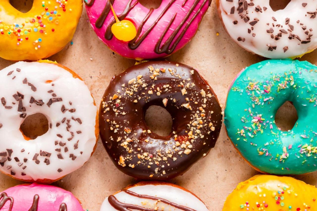 Vignette Collection Yours Truly Dc By Ihg واشنطن المظهر الخارجي الصورة Glazed donuts