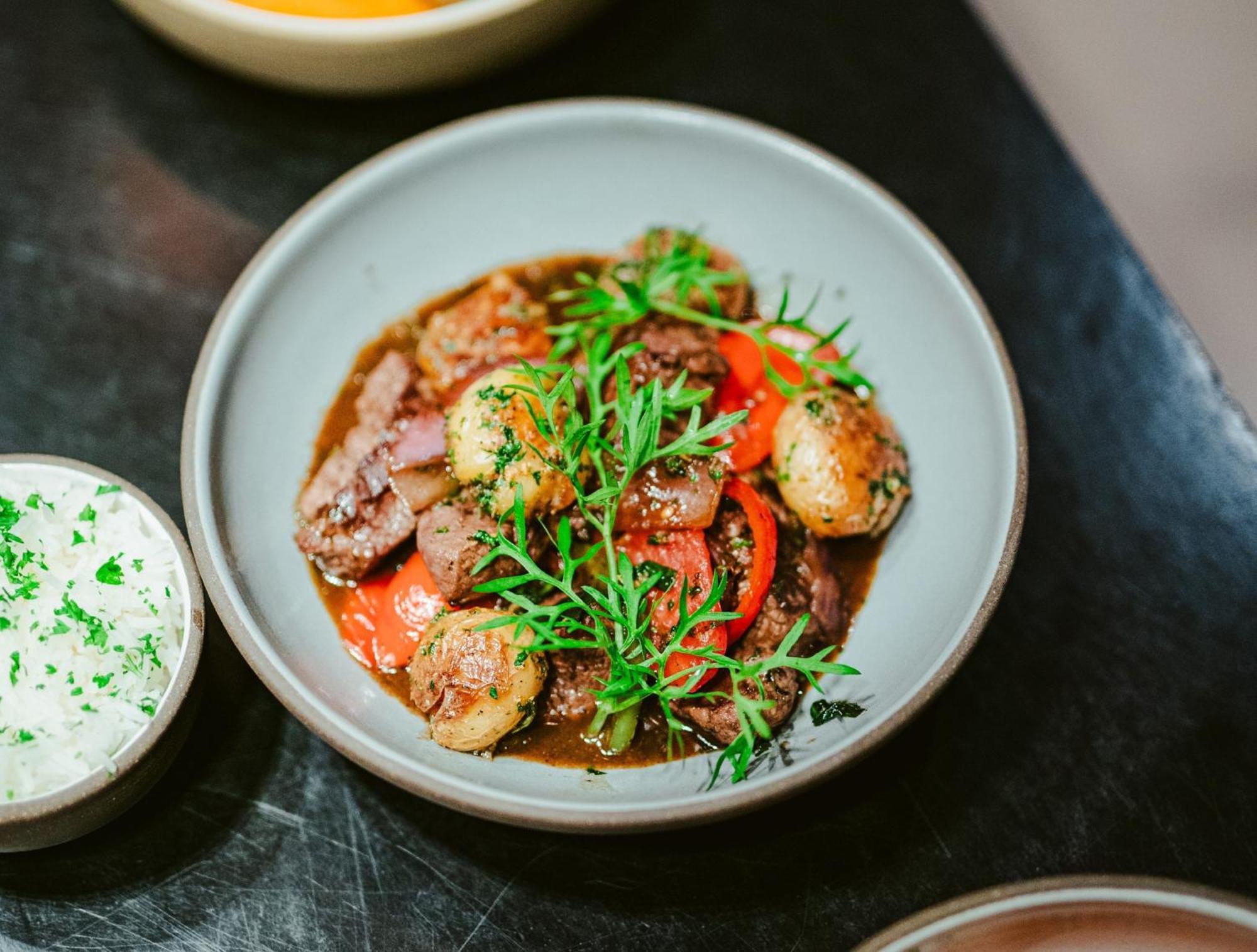 Vignette Collection Yours Truly Dc By Ihg واشنطن المظهر الخارجي الصورة A plate of chicken and potato gnocchi
